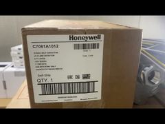 Đầu báo ngọn lửa UV tự kiểm tra Honeywell C7061A1012 để đảm bảo an toàn cho đầu đốt công nghiệp