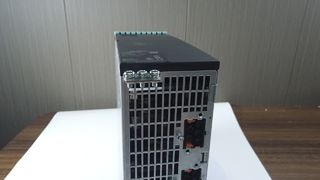 Ổ đĩa trục kép 2x5A Công suất nhỏ gọn